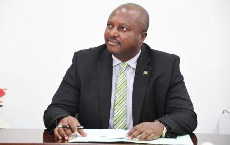2011-82676-le-burundi-refuse-de-prolonger-le-mandat-du-bureau-de-lenvoye-special-de-l-onu-et-annonce-sa-fermeture_M