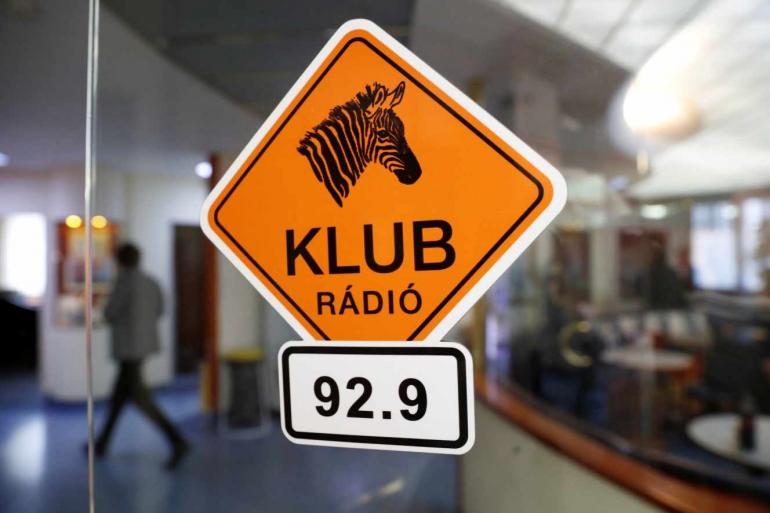 5657690-bud02-hungary-media-radio-0209-11