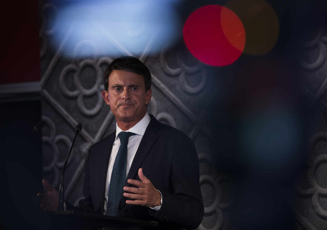 France's former prime minister Manuel Valls speaks during a presentation ceremony in Barcelona, Spain to announce his candidacy for mayor of Barcelona on Tuesday, Sept. 25, 2018. (AP Photo/Emilio Morenatti)