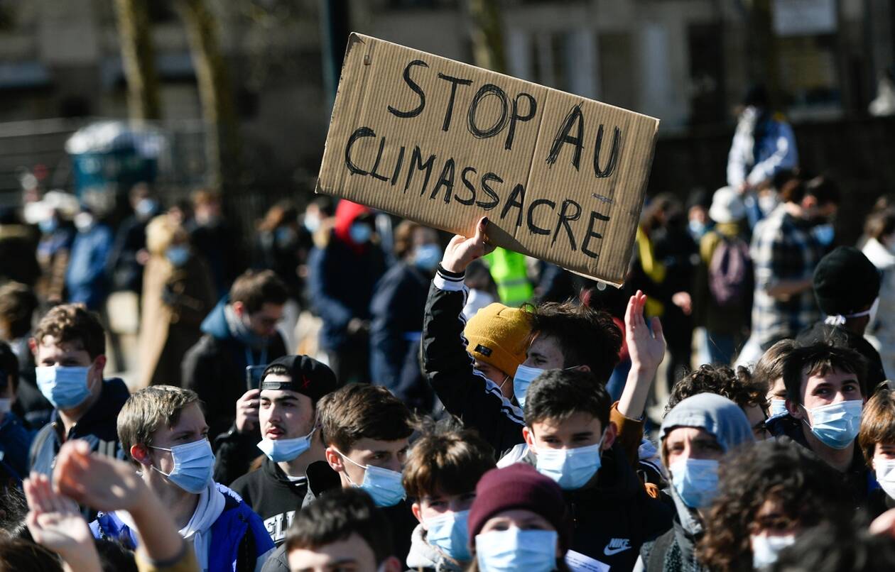 Marche de la jeunesse pour le climat dans le centre ville de Nantes.
(Photo Franck Dubray)